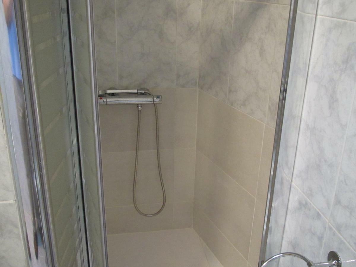 Apartamento Avenida Apartment เกว็งกา ภายนอก รูปภาพ